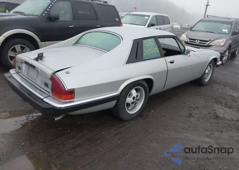 1985 Jaguar Xjs из США, поврежденный, VIN SAJNV5844FC118055